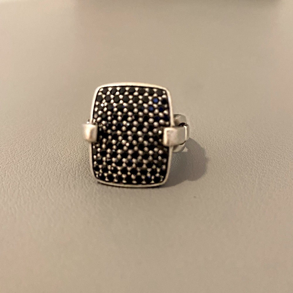 John Hardy Classic Chain Silver Lava Black Sapphire Ring, Size 7.